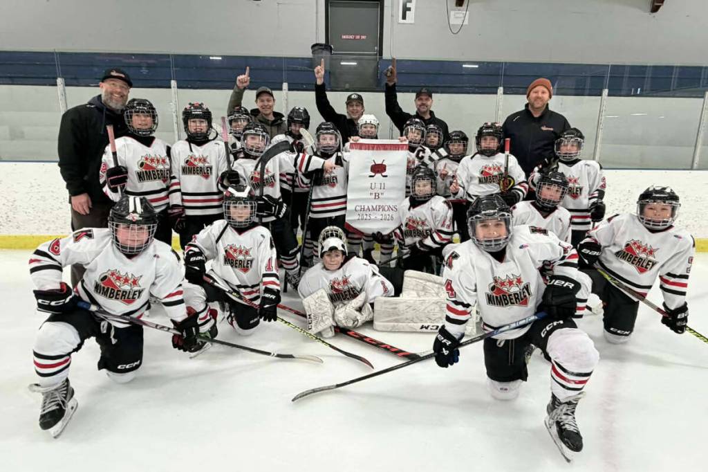 The Kimberley U11 Dynamiters win their banner, after defeating the Cranbrook Blue Bombers. (KMH/Submitted).